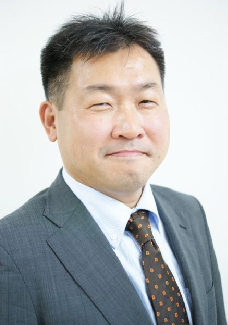 上野 智広 上野 智広