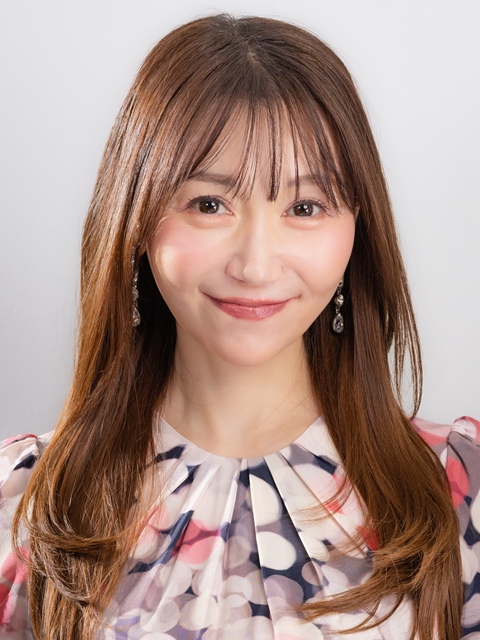 開高　明日香